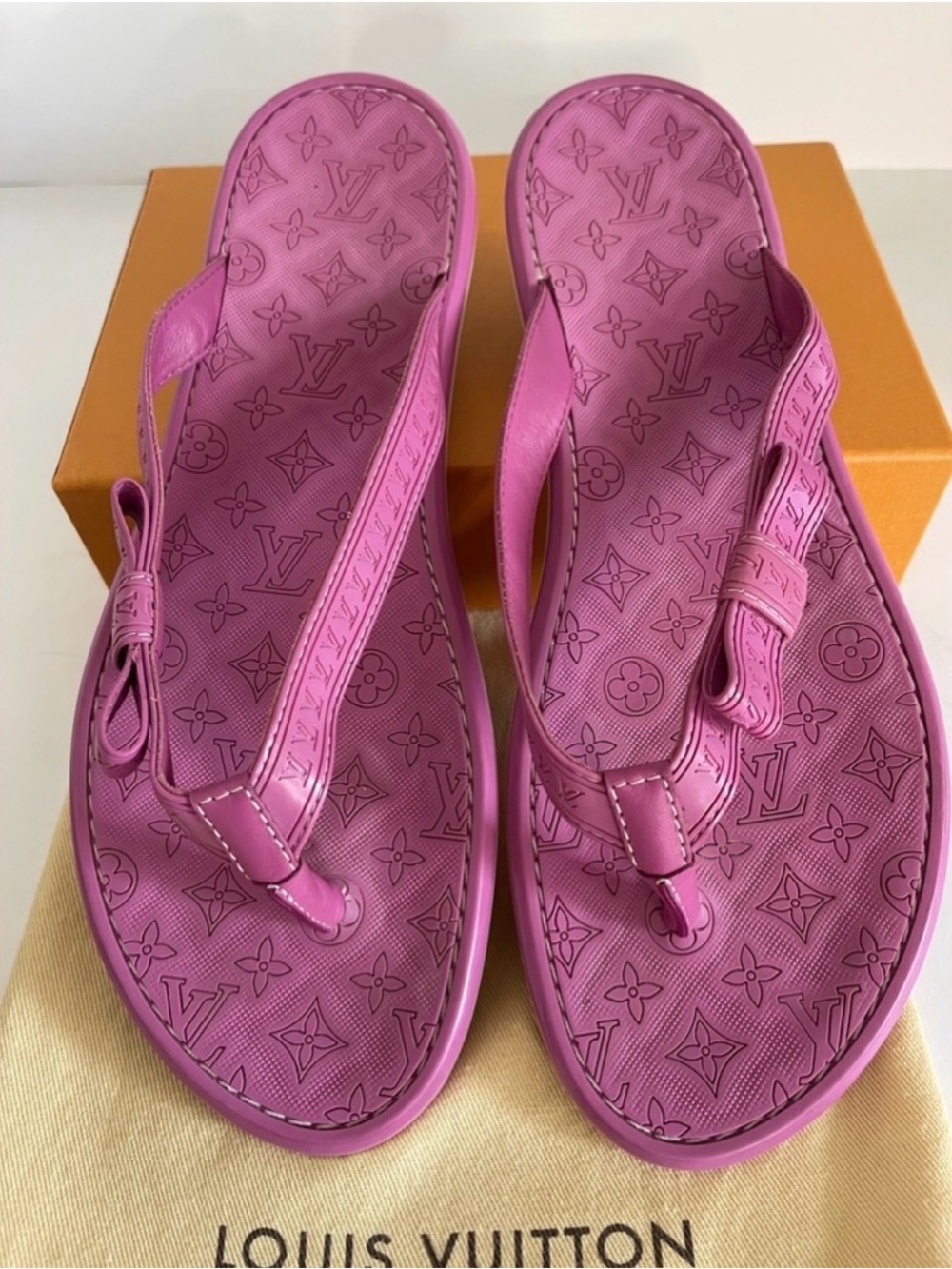 Louis Vuitton Ipanema Pink Monogram Rubber Bow Thong Sandals Flip Flops Size 39